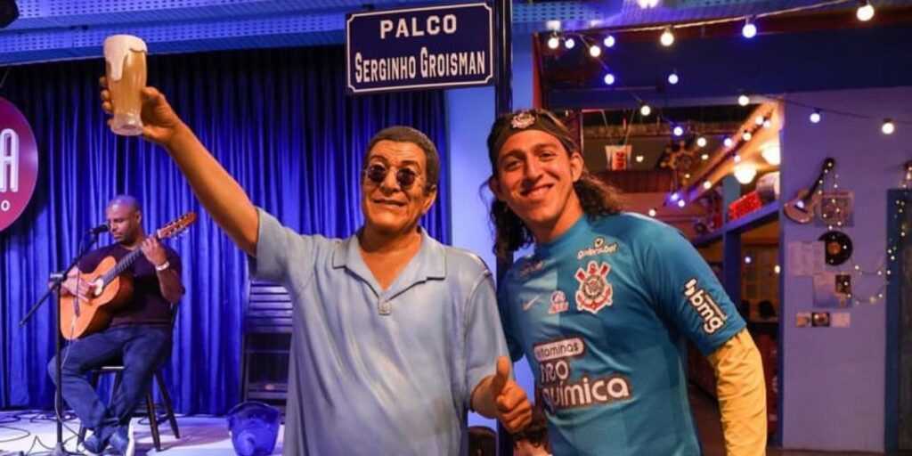 Milionário, Zeca Pagodinho ganha no mínimo R$600 mil por mês, é dono de bares e tem patrimônio chocante