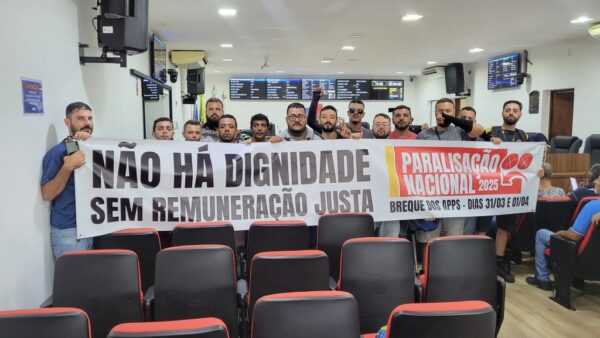 Em Sumaré, motoboys recebem moção de apoio à paralisação em-sumare,-motoboys-recebem-mocao-de-apoio-a-paralisacao