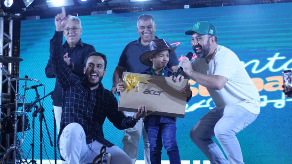 final-do-1o-concurso-‘canta-sumare’-premia-quatro-alunos-da-rede-municipal-de-ensino