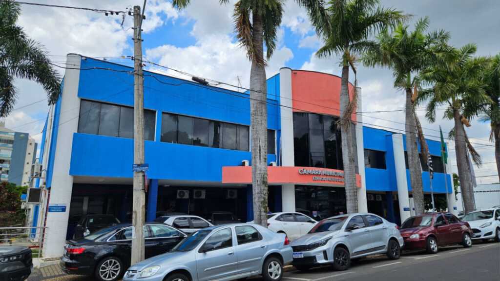 vereadores-protocolam-pedido-de-cpi-para-investigar-contrato-da-merenda-escolar-em-sumare
