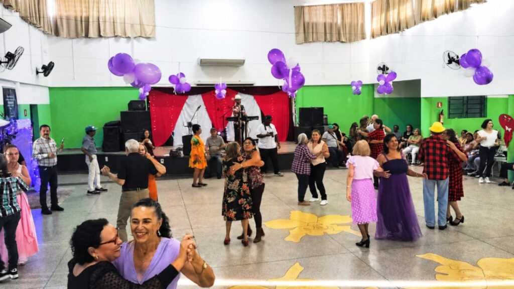 baile-em-sumare-chama-atencao-para-o-combate-a-violencia-contra-os-idosos