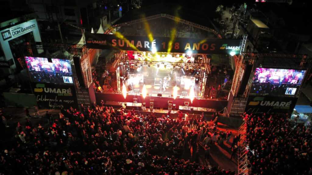 shows-do-aniversario-de-158-anos-de-sumare-atraem-grande-publico-a-praca-das-bandeiras