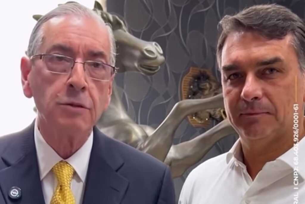 Flávio Bolsonaro grava vídeo em apoio à candidatura de Eduardo Cunha flavio-bolsonaro-grava-video-em-apoio-a-candidatura-de-eduardo-cunha