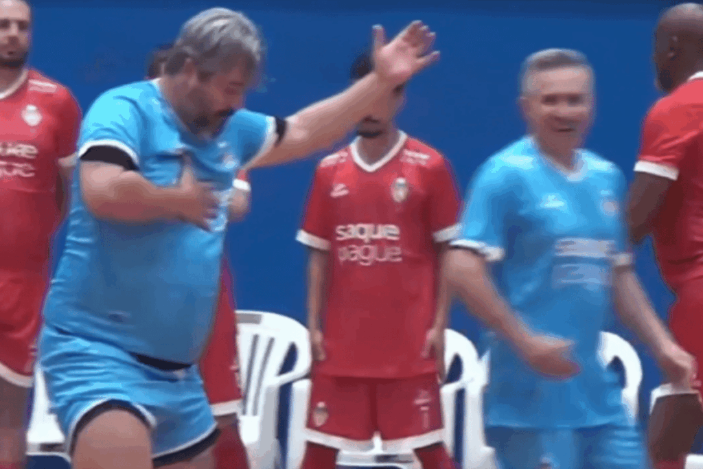 ex-gremio,-douglas-marca-gol-em-jogo-de-futsal-e-provoca-internacional