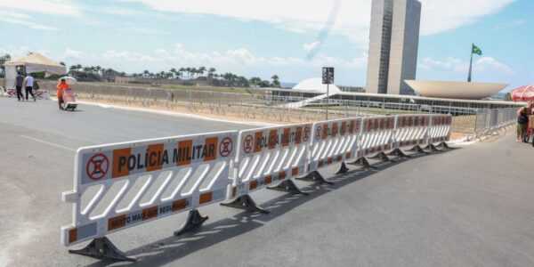 Dê uma olhada dicas para acompanhar o Desfile de 7 de Setembro em Brasília confira-dicas-para-acompanhar-o-desfile-de-7-de-setembro-em-brasilia